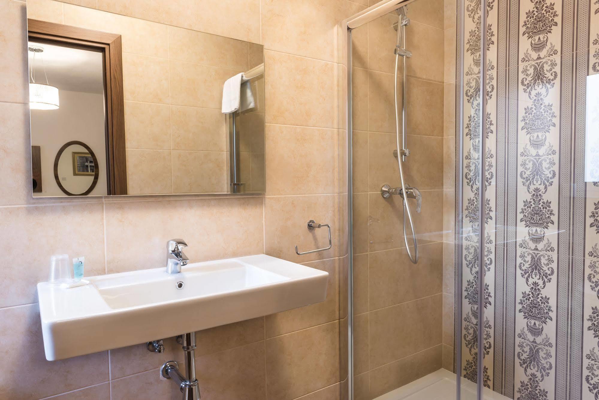 Slimiza Suites Sliema Extérieur photo