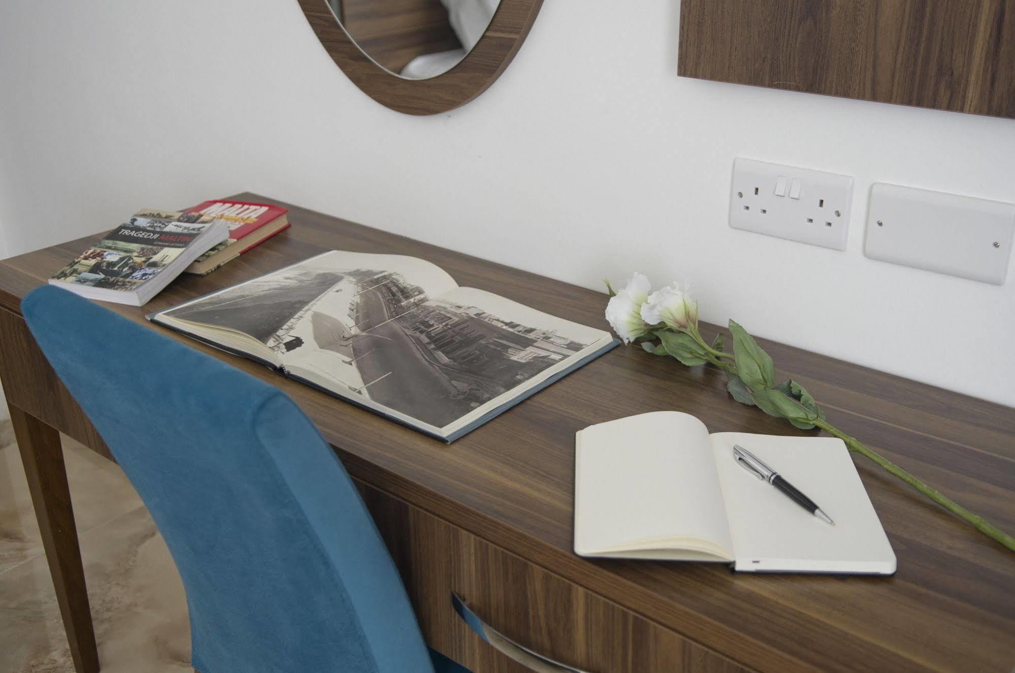 Slimiza Suites Sliema Extérieur photo